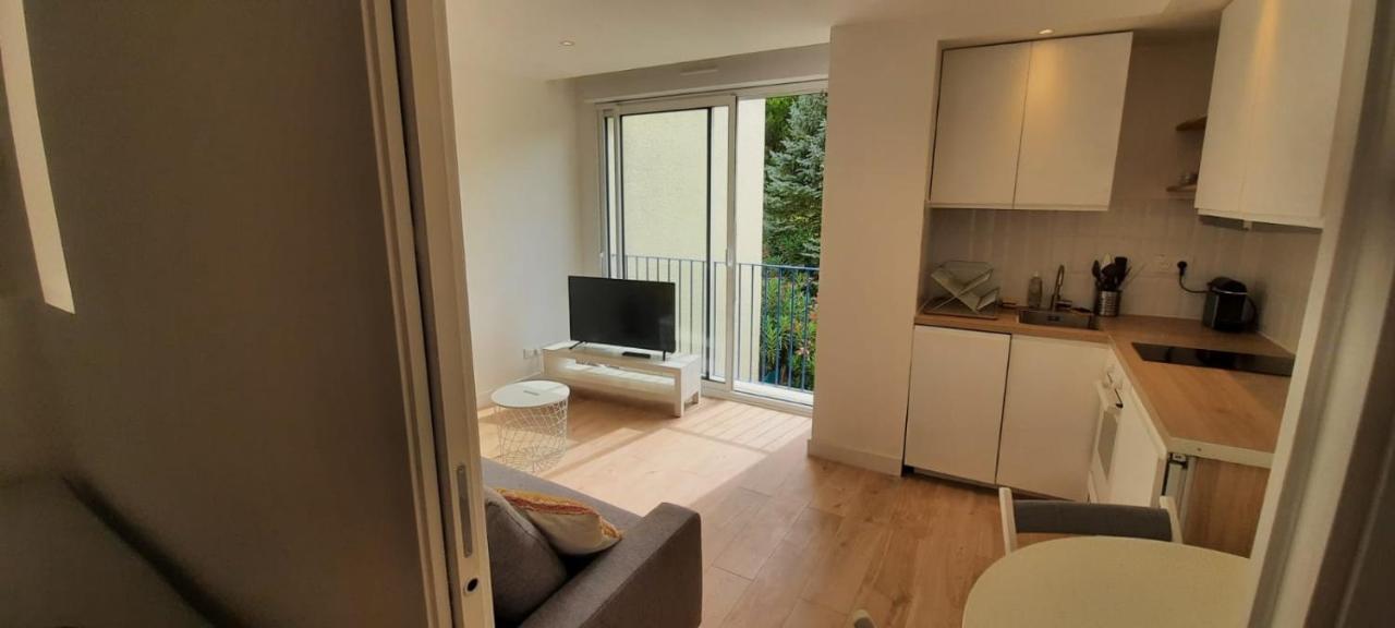 Apartment T 2 Mottland 300 M *